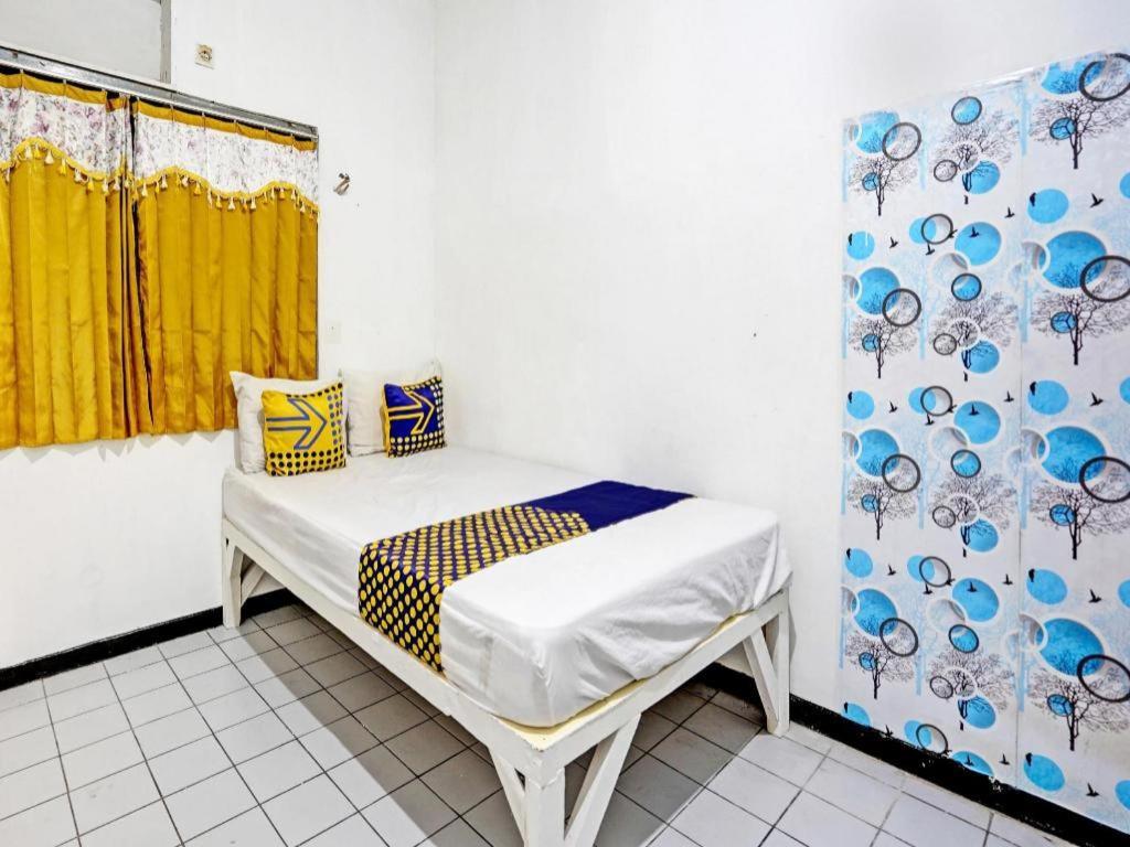 Spot On 92652 Meir E-Homestay 2 Surabaya Exterior photo